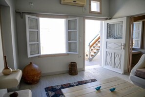 Interior - Sunset Horizon Villa with Hot Tub and Sea & Sunset View (Thira - Santorini)