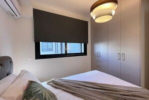 Iron/ironing board, WiFi, bed sheets - Athenean Modern Escape near Marina Flisvos-F1 (Paleo Faliro)