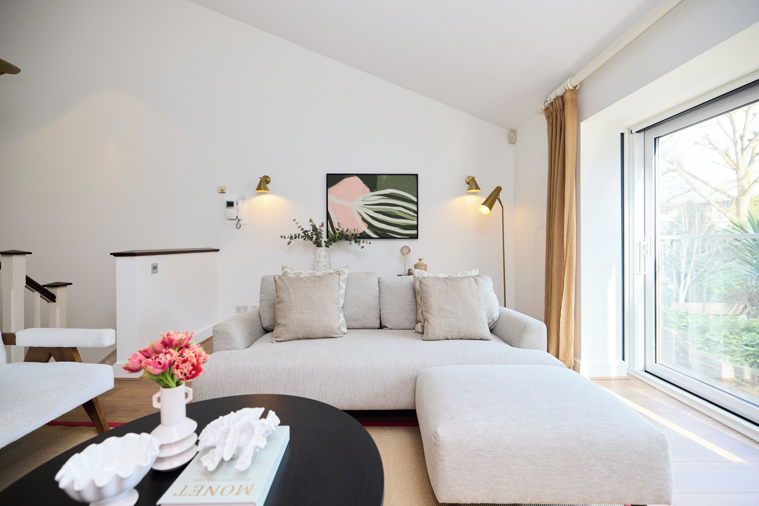 House, Patio | Living area