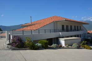 Exterior - T3 sea view, terrace XL- Beaches 5min (propriano)