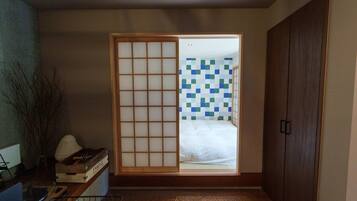 2 bedrooms, internet