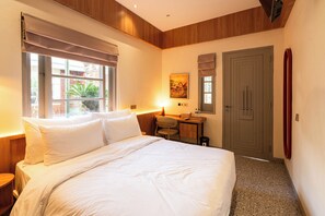 Superior Double Room, 1 Double Bed, Non Smoking | Desk, iron/ironing board, free WiFi - Villa Ceria Dukuh (Yogyakarta)