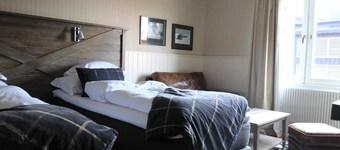 薩倫斯高山飯店