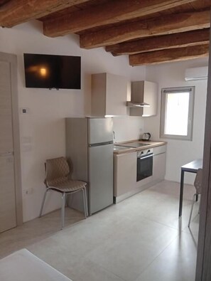 Private kitchen - Casa BORRIERO Farmhouse (SOSPIROLO)