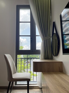 Deluxe Double Room, 1 King Bed, Housekeeping, City View - Sun Hotel Phu Quoc (An Thoi)