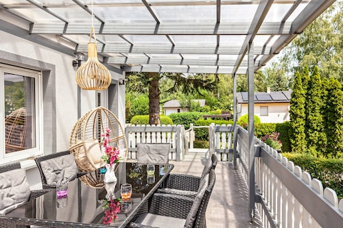 Bungalow "Celine" with Private Terrace, Wi-Fi, and Air Conditioning