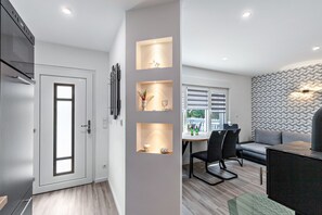 Interior - Bungalow "Celine" with Private Terrace, Wi-Fi, and Air Conditioning (Gorden-Staupitz)