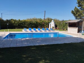 Room - Villa Erato Keratea (Lavreotiki)