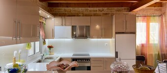 ヴィラ エラト ケラテア