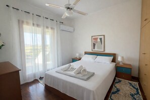 Maison, fumeur | 4 chambres