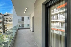 Property grounds - Athenean Modern Escape near Marina Flisvos-F3 (Paleo Faliro)