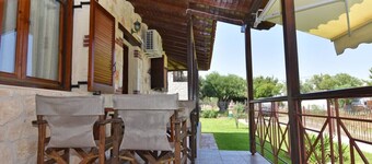 Villa Trifon by RentalsPro - Nea Potidaia Halkidiki