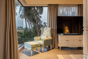 Deluxe Room | Living area - Staymaster Casa D'amaaya 4BR- Pool (Anjuna)