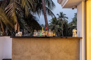Bar (on property) - Staymaster Casa D'amaaya 4BR- Pool (Anjuna)