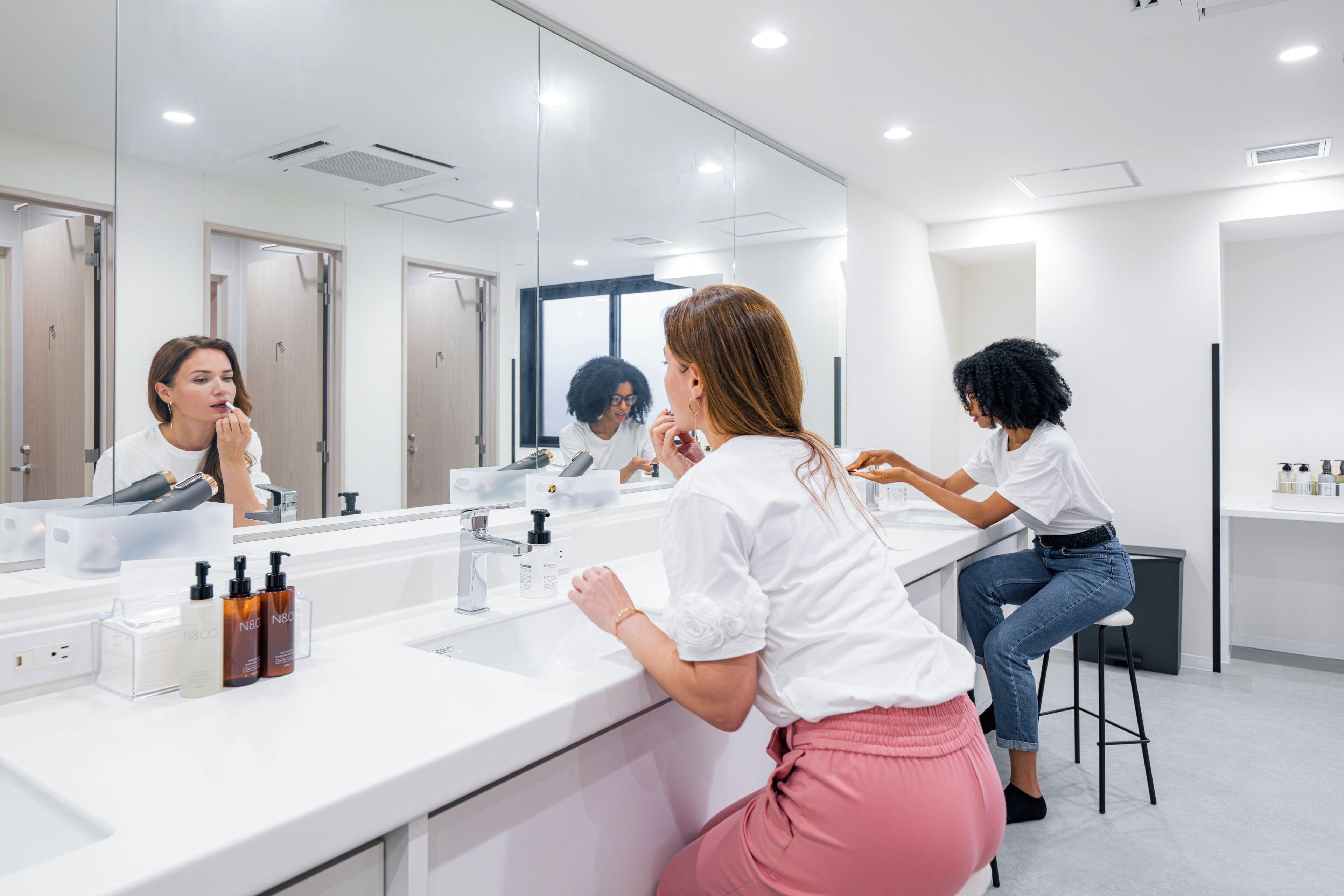Dormitorio compartido, solo para mujeres, para no fumadores | Baño