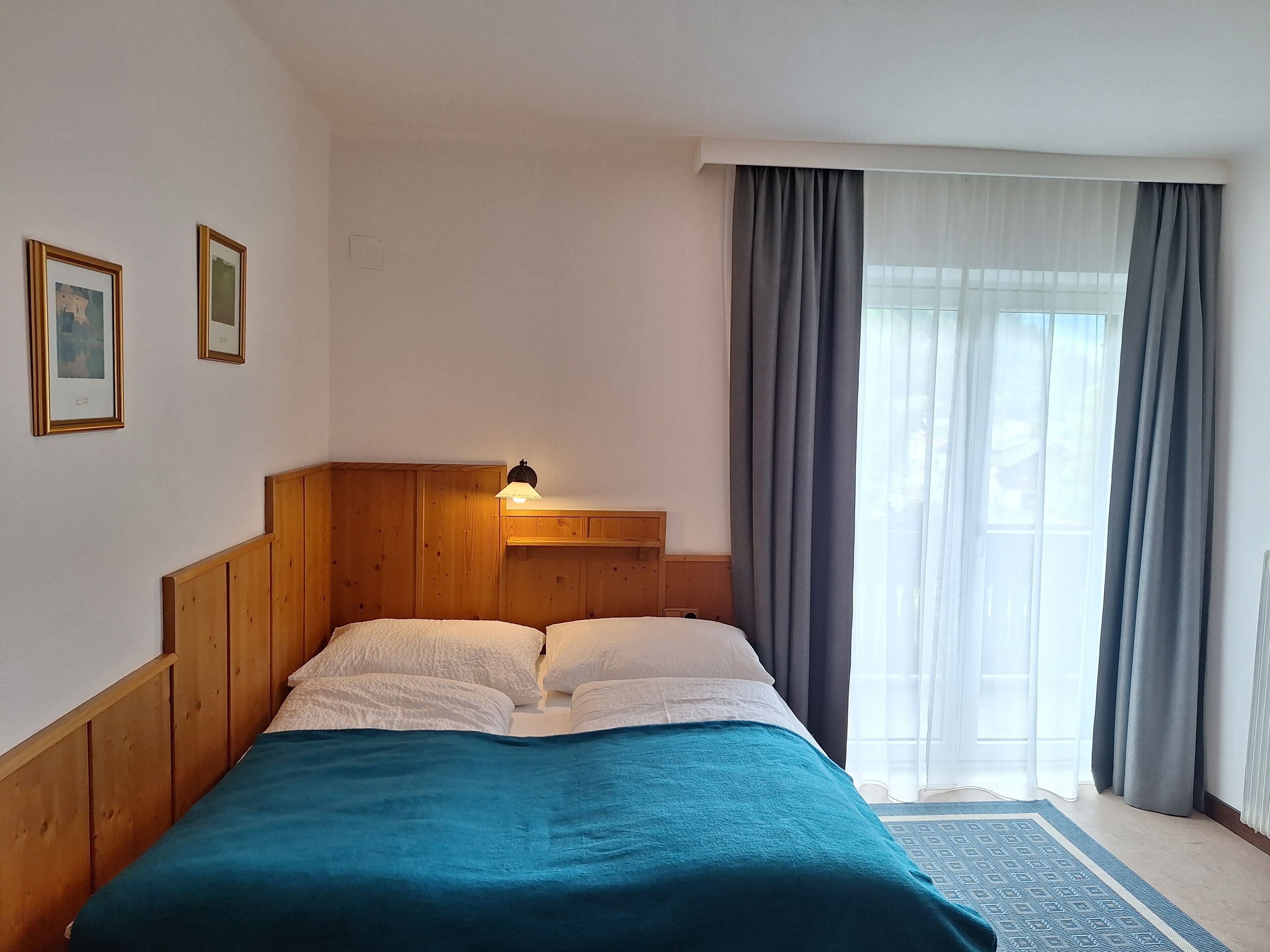 Klassiek appartement, uitzicht op bergen