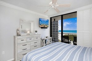 Free WiFi, bed sheets - Weekly Discount 30 | Beachfront + Balcony + Gulf Views (Marco Island)