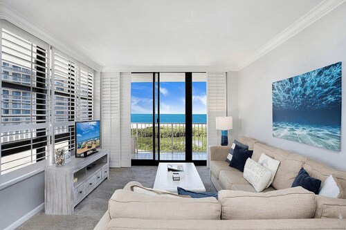 High-Floor Beachfront | Gulf Views | Sleeps 7