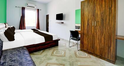 Collection O Salasar Balaji Temple Keshav Mahal