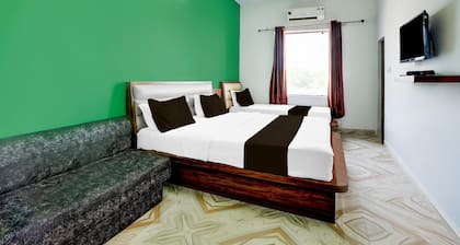 Collection O Salasar Balaji Temple Keshav Mahal