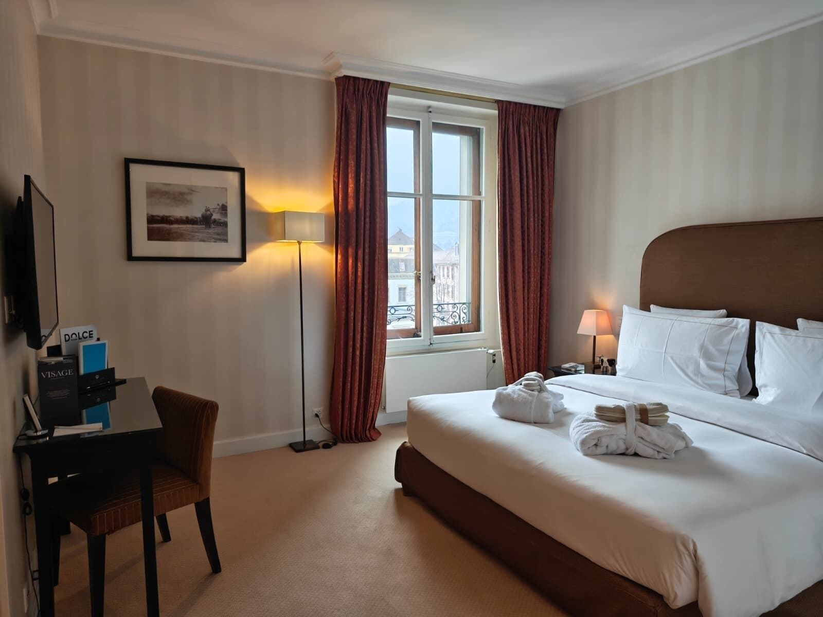 Chambre Classique, vue cour intérieure
