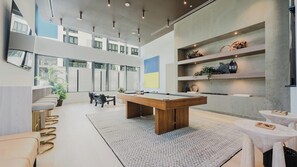 Game room - 225 DISTRICT LUXURY APARTMENT DOWNTOWN (MIAMI)
