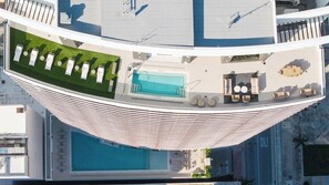 Pool - Chic modern Retreat | Luxury 1BR Apartment (MIAMI)