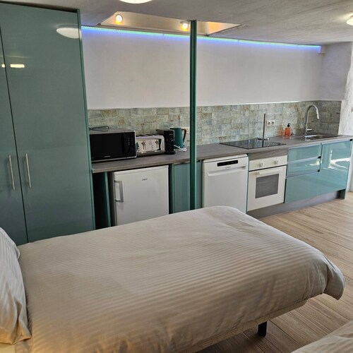 Alba Nueva II Terrace Plus Heated Poolside Apartment