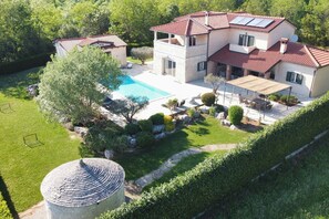 Exterior - Villa Stella - Gourmet Breakfast, Wellness & Pool (višnjan)