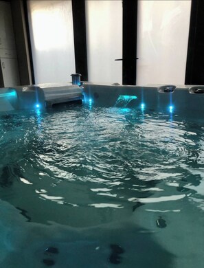 Chambre, 1 chambre, cheminée | Spa