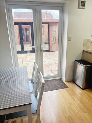 Dining - Room-private Double Bed, Bathroom, Hydro (Wigan)