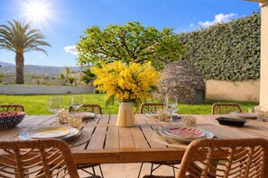 Outdoor dining - VILLA PETIT MAS WITH PRIVATE POOL (Le Plan-de-la-Tour)