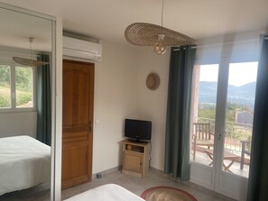 4 多间卧室、熨斗/熨衣板、免费 WiFi