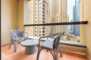 Property grounds - Free housekeeping visits during your stay - StayShort - Cozy & Modern 1BR in JBR Sleeps 4 (JBR)