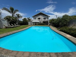 Piscina a l'aire lliure 