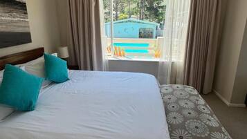 Luxury-Vierbettzimmer, Balkon, eingeschränkter Meerblick