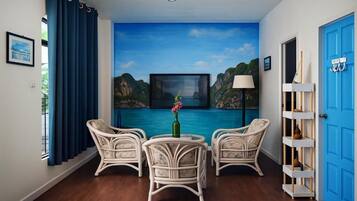 Family Room, Balcony, City View | Interior