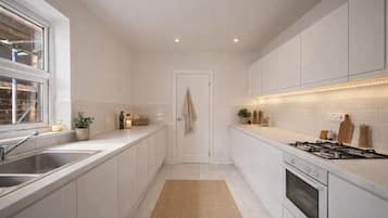 Microwave, oven