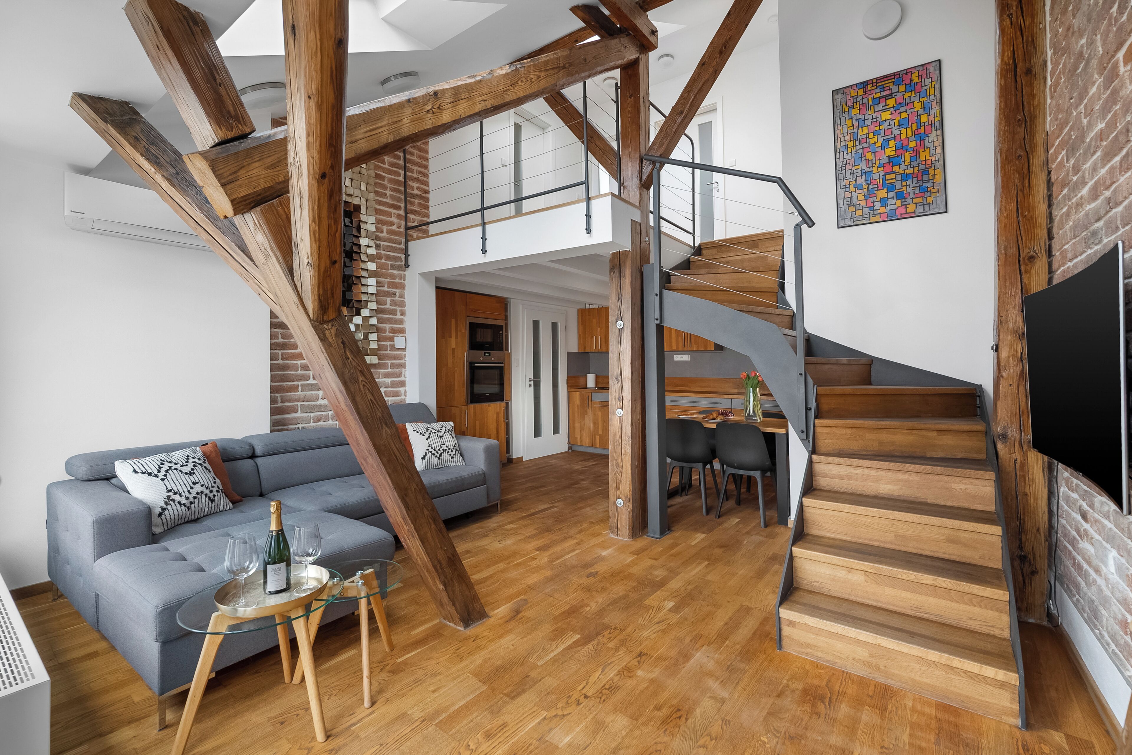 Superior Apartment, City View | Living area