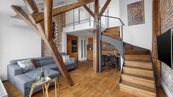 Superior Apartment, City View | Living area