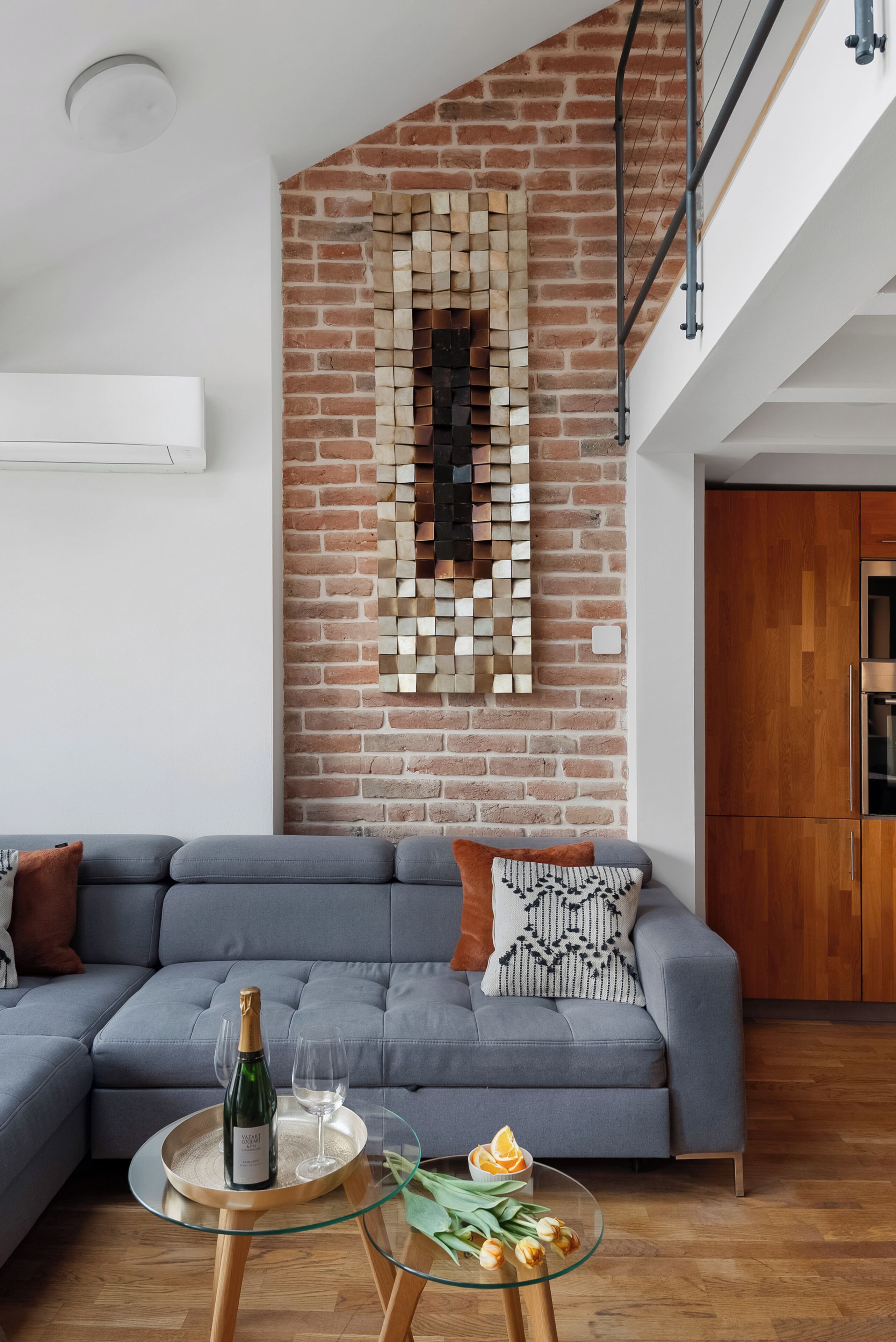 Superior Apartment, City View | Living area