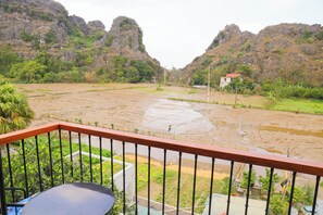 Property grounds - Tam Coc AppA House (Hoa Lu)