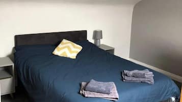 Apartment, 1 Bedroom, Smoking, Mountain View