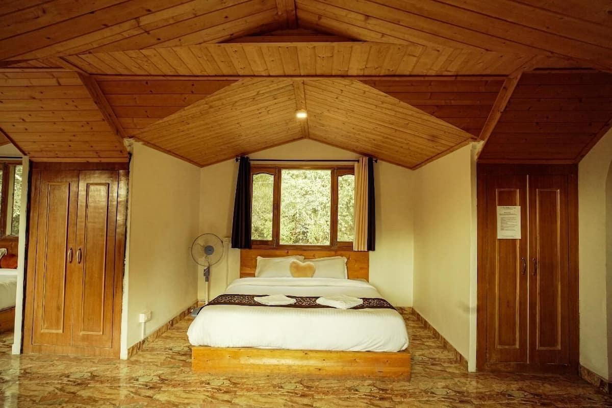 Family Twin Room, Non Smoking, Private Bathroom