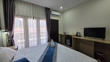 Deluxe dubbelrum - balkong - utsikt mot bergen