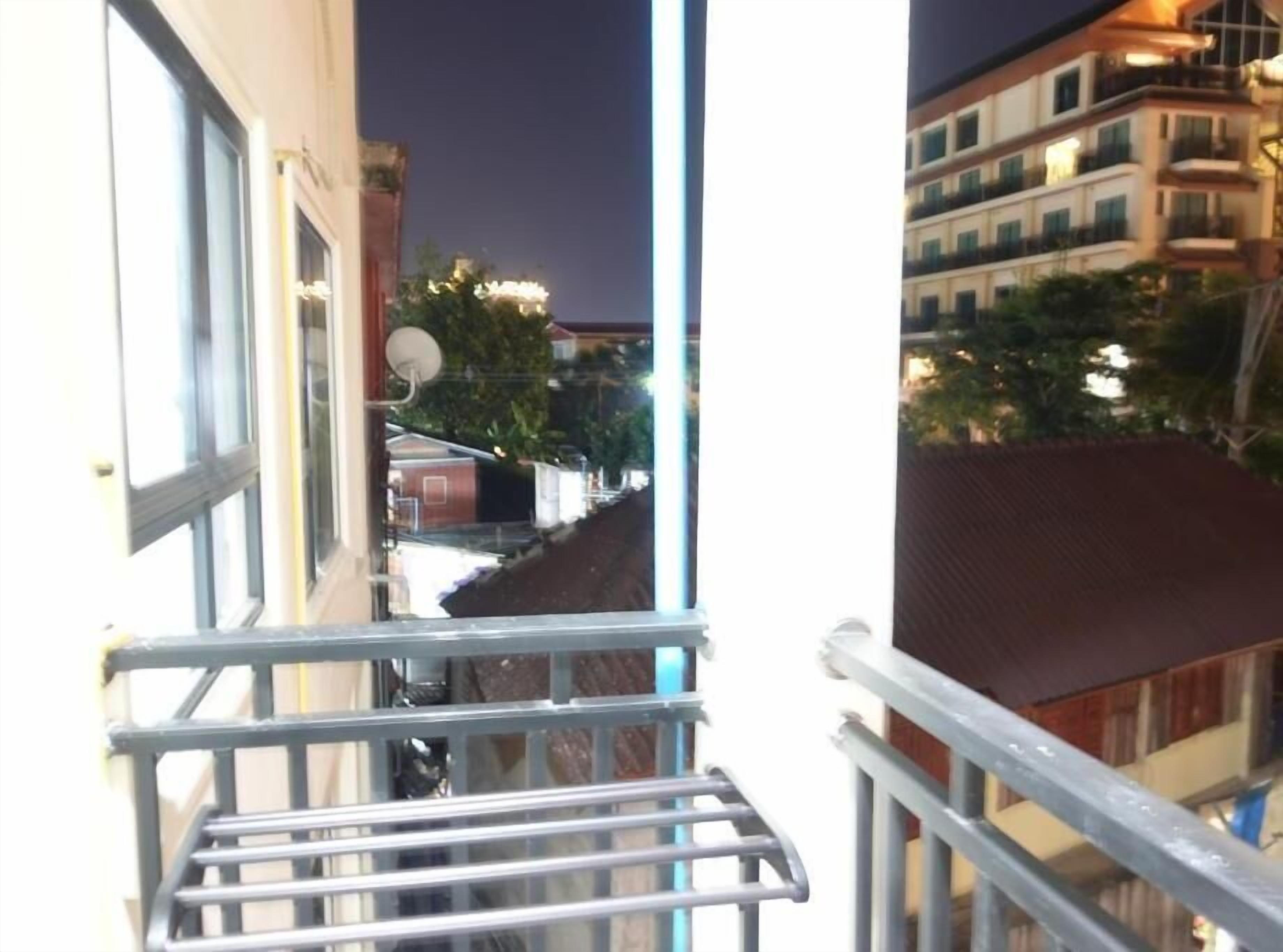 Classic Suite, Balcony, Mountain View | Property grounds