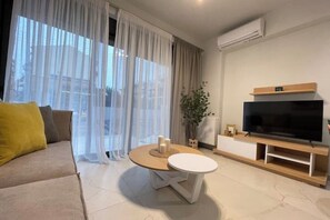 Living area - Athenean Oasis In Ellinikon-GF2 (Elliniko)