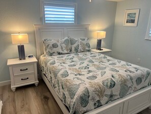 Room - D16 - Turn Moments into Memories on Siesta Key (Sarasota)