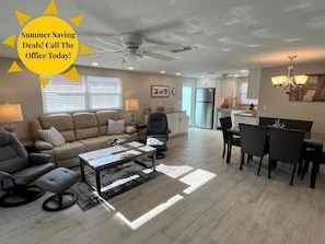 TV, ping pong - C18 - The Beach is Just the Beginning (Sarasota)