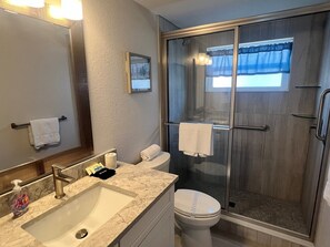 Hair dryer - C06 - Where Island Dreams Come to Life (Sarasota)